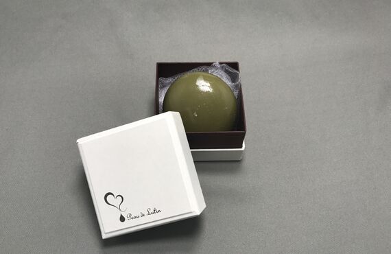シロキクラゲエキスの作用でもちもち泡が続き保水力のある洗顔はポードルーティン化粧品